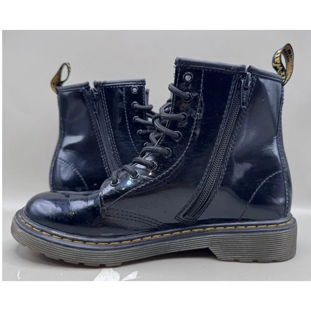 Dr. Martens 1460 J Patent Leather Lace-Up Boots Black Youth JY004 – Size 4